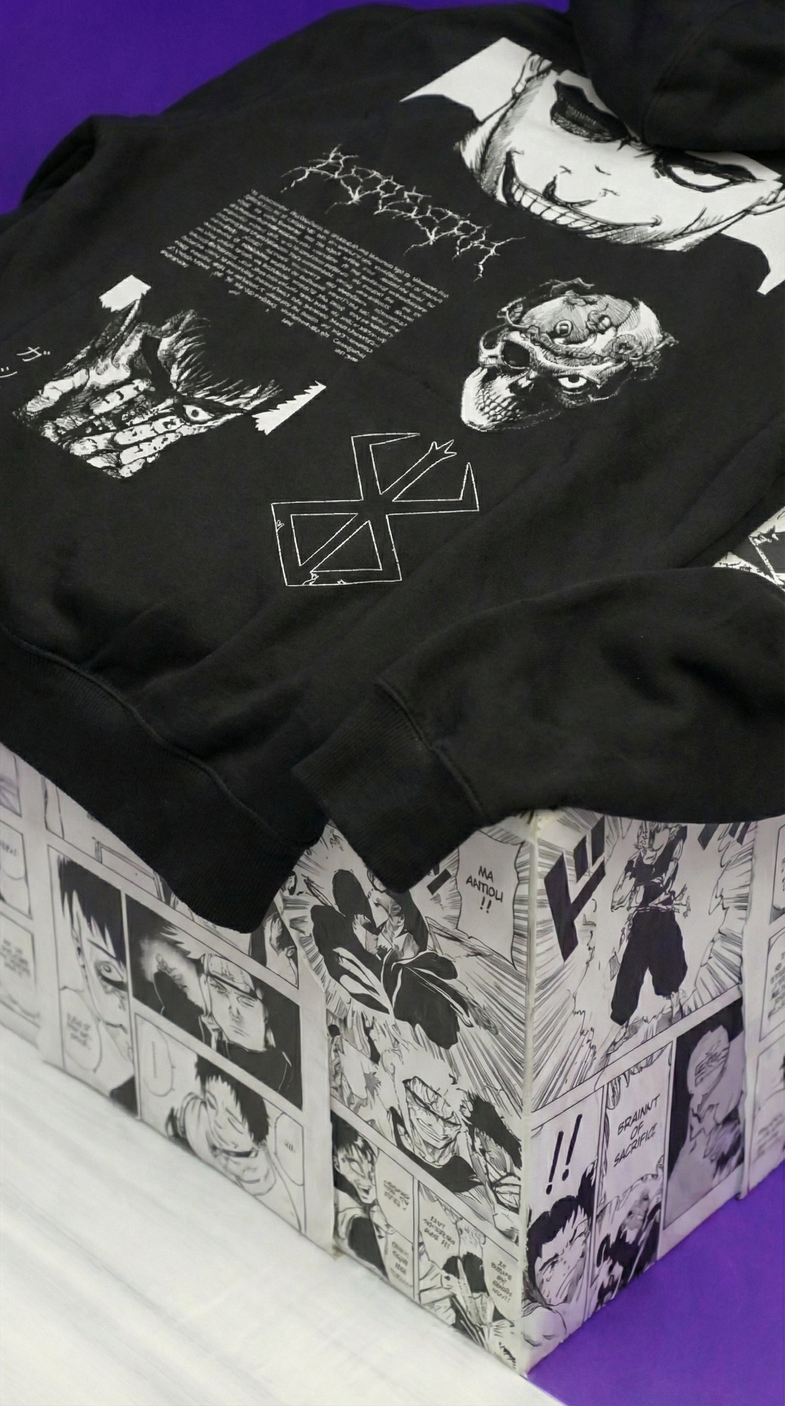 Berserk Manga Hoodie — Black